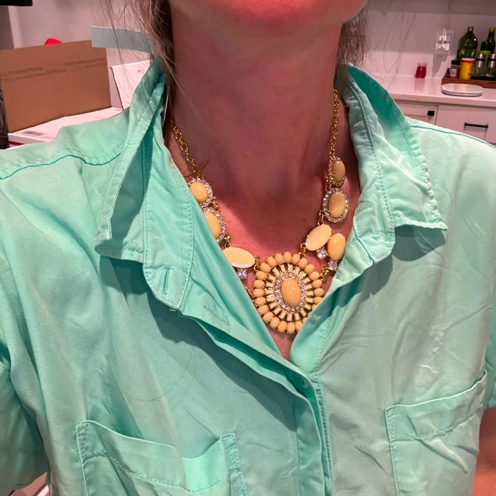 Host Pick Kate ♠️ Capri Garden Statement Necklace